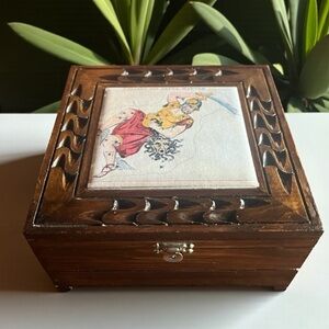 Perseus & Medusa  Hand Carved Wooden Jewelry/Trinket Box w/ Tile Inlay Felt